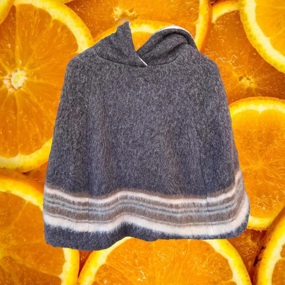 Vintage Alis Hooded Icelandic Wool Cape Size Medium - Picture 3 of 6